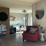 Pa Jeloya Villa Moss